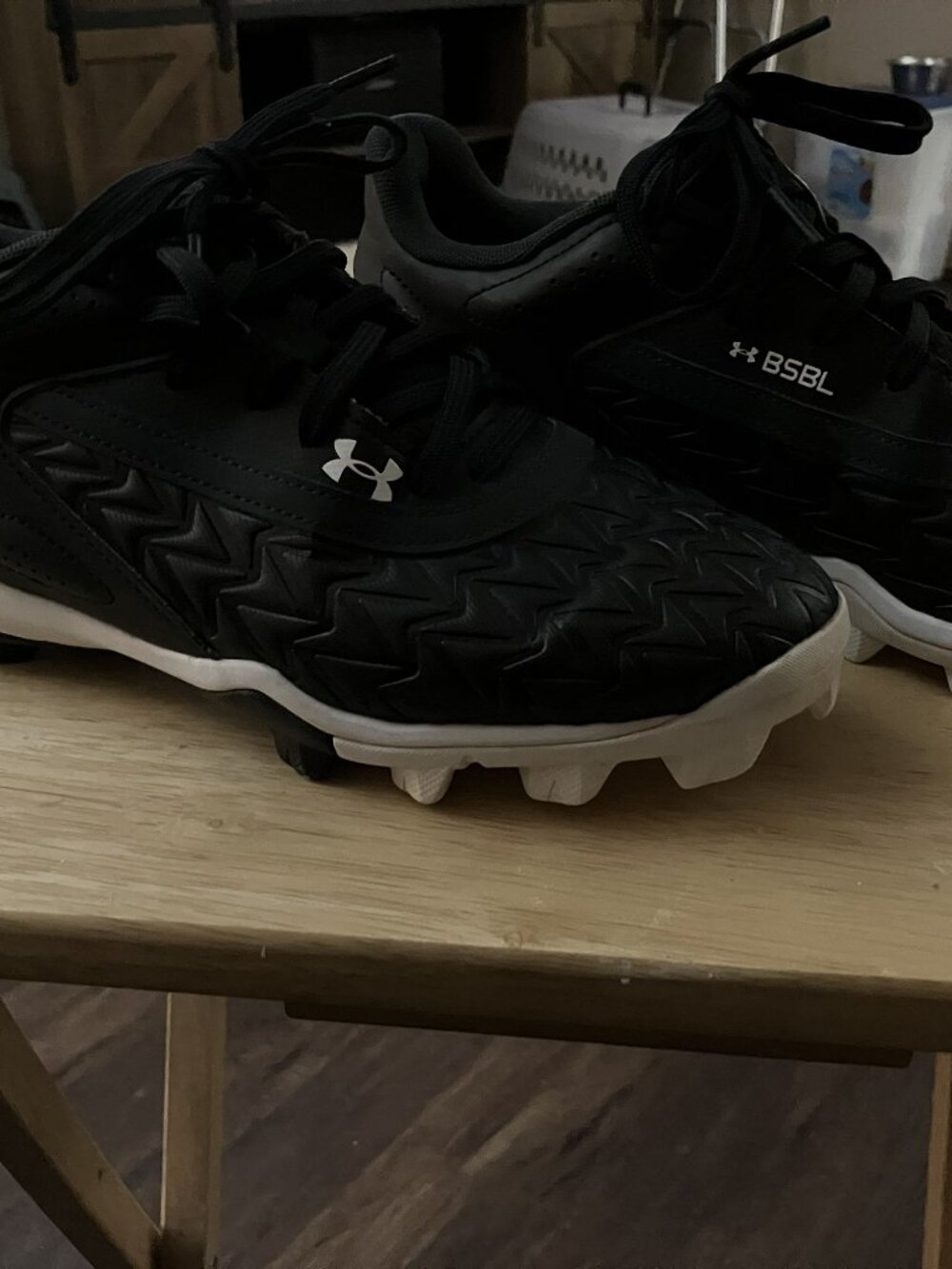 Boys Black Under Armour Baseball Cleats